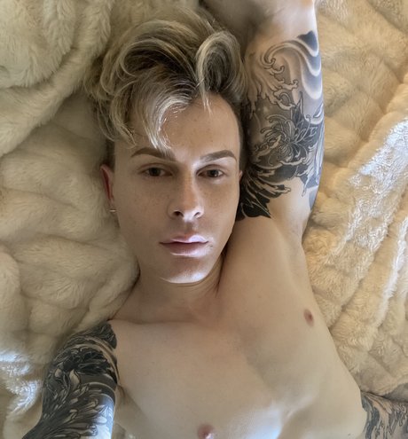 Peechiecake pornstar exclusive galleries