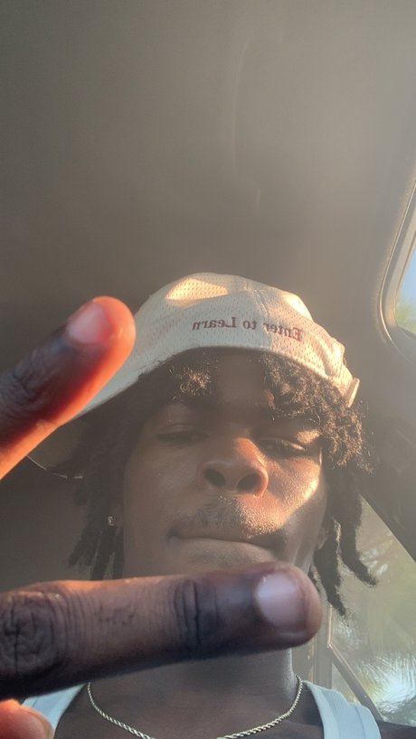 Xavier Love pornstar free pics