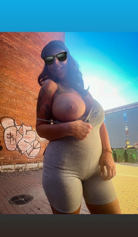 Eva Love nudes star image