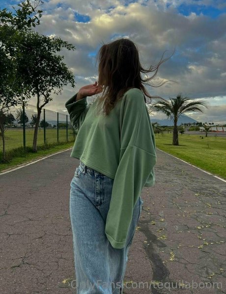 redhead skinny onlyfans free naked picture