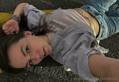 tania eve pornstar sexy photos