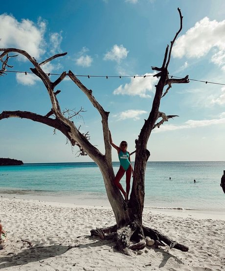 Gabi Lopes star beautiful image