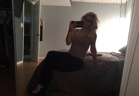 Fooya beautiful pornstar img