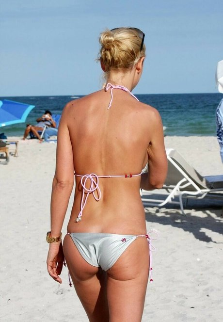 Tara Reid exclusive actress photo