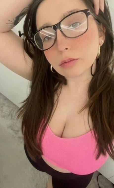 Kirsty Wells xxx model photos