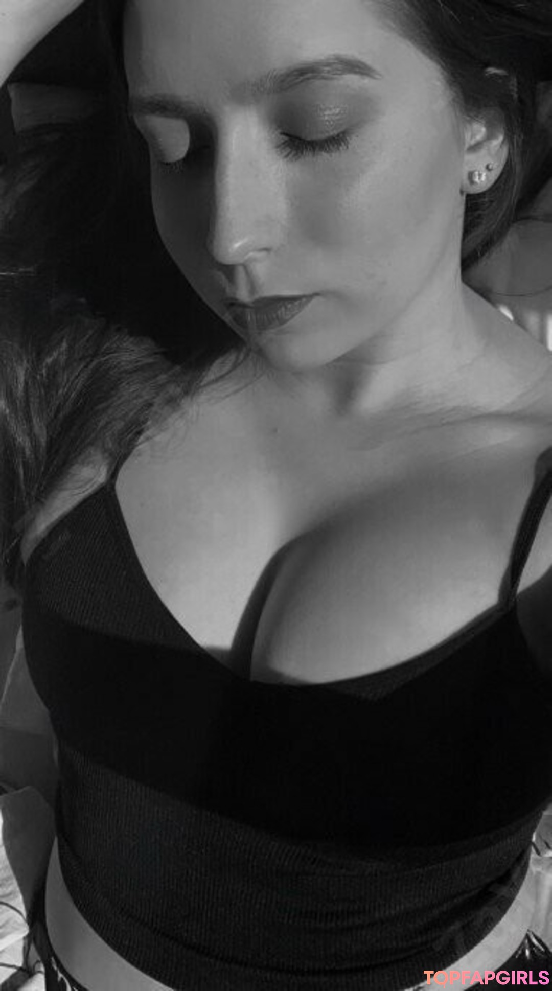 Kirsty Wells nice pornstar img