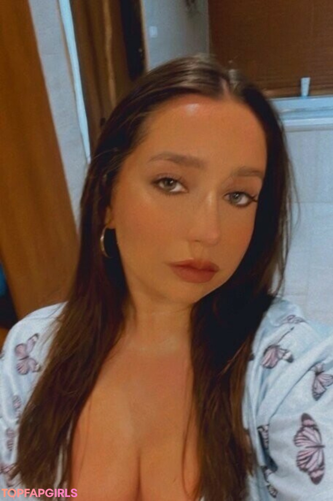 Kirsty Wells star img