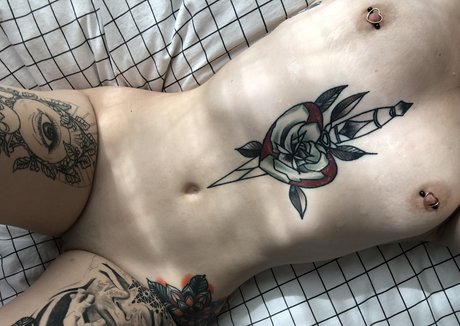 KrispyKremeRose model top pics