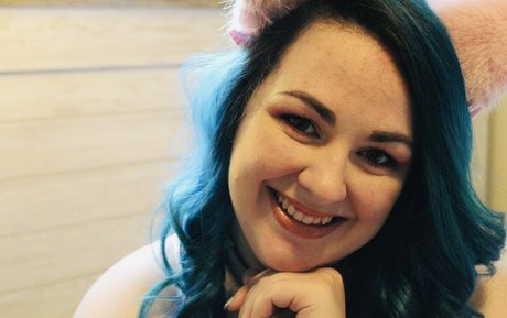 minxymiku sexy model archive