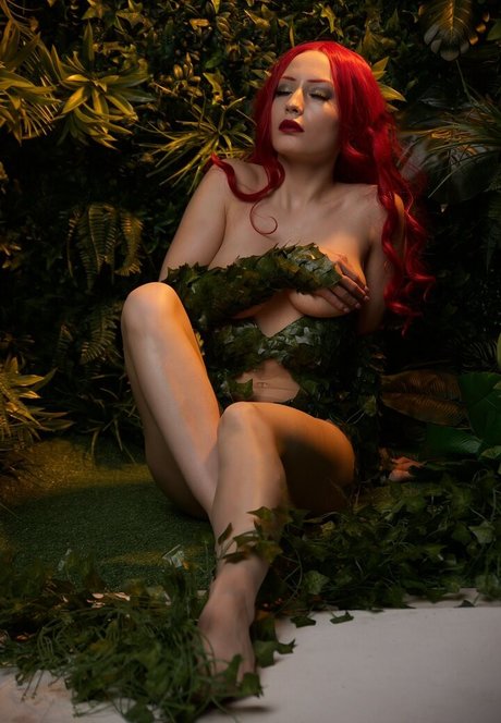 Athena Cosplay star adult picture