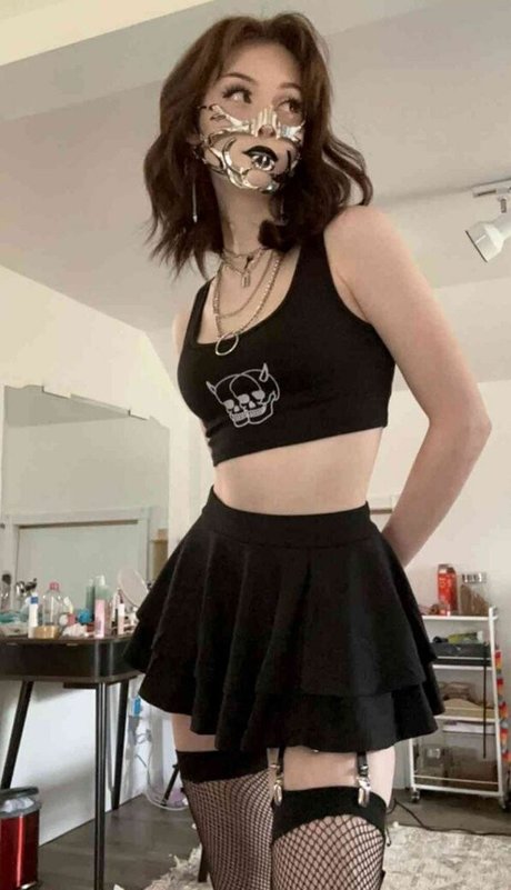 Soggyalien22 hot star images