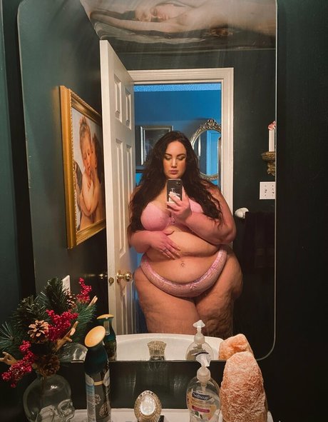 plump princess exclusive star photo