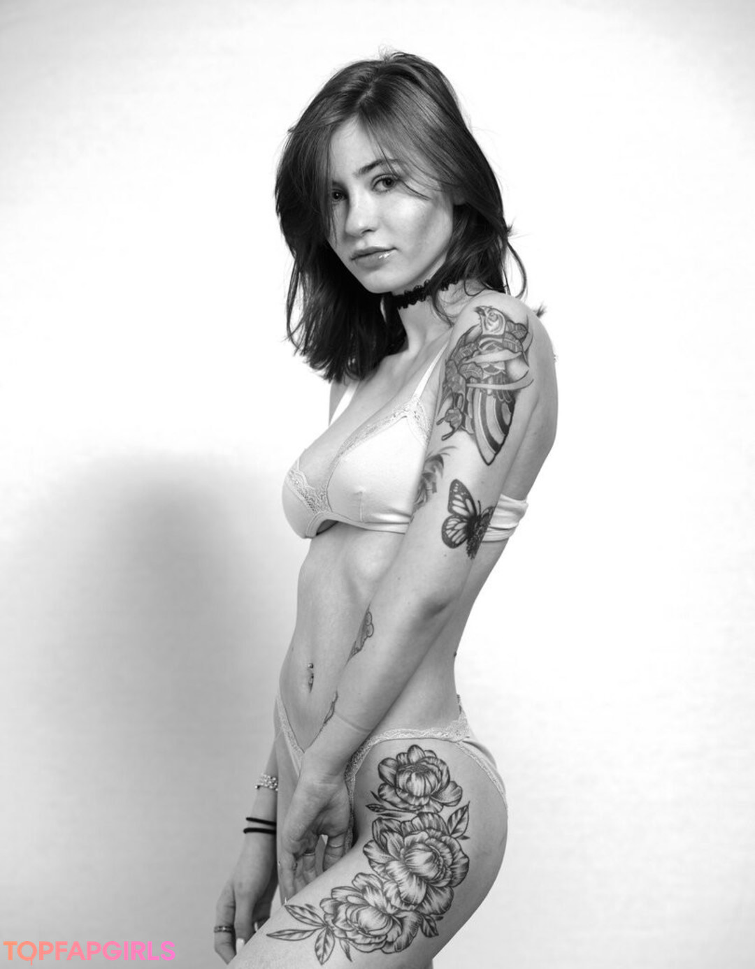 April Harel beautiful model gallery