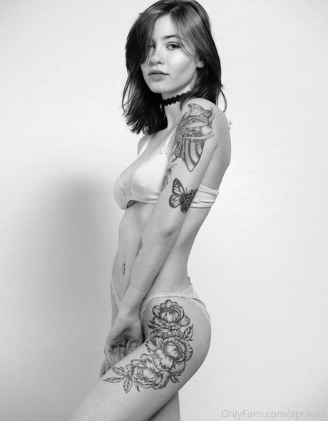 April Harel sexy actress archive