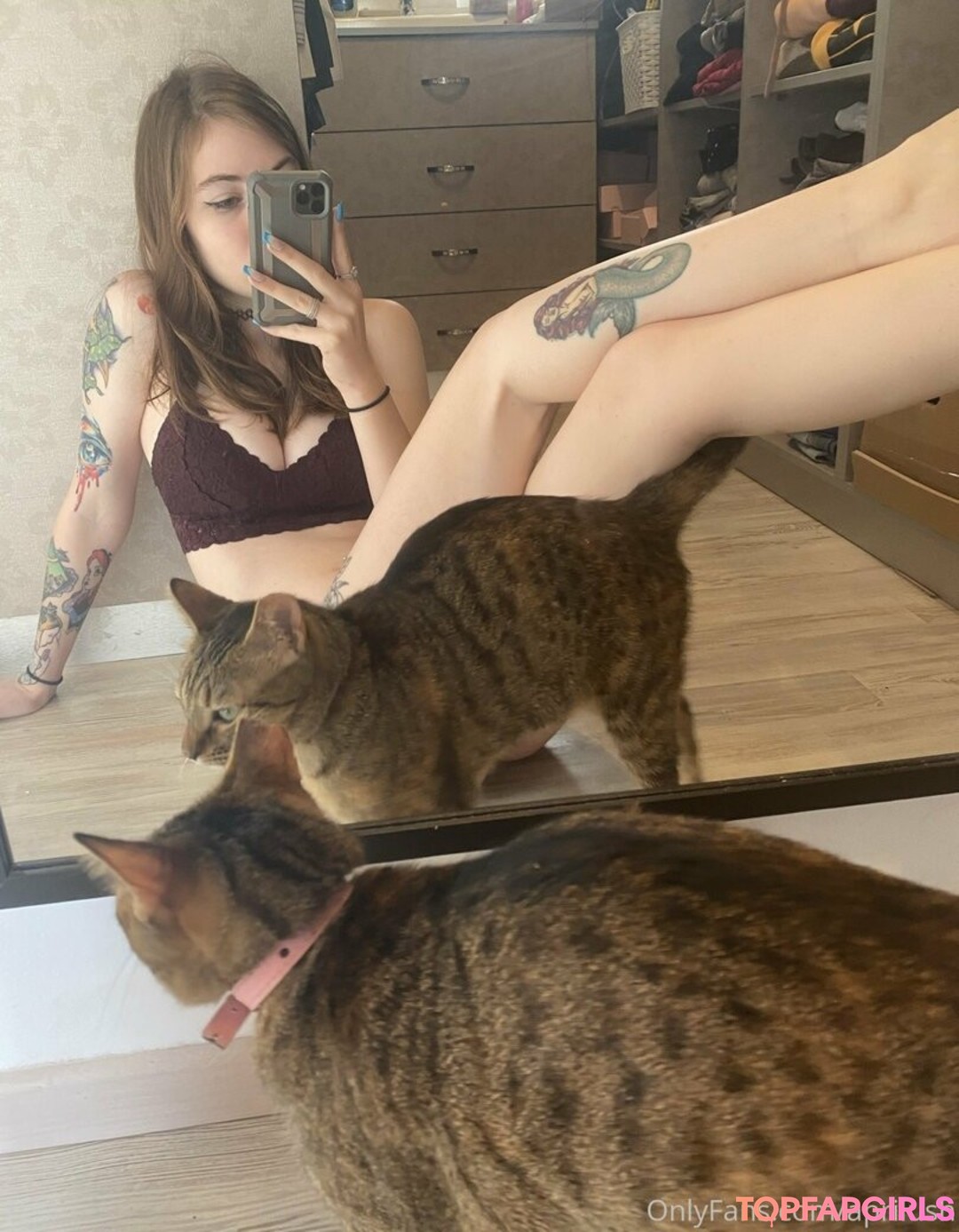 sexy mom onlyfans art naked pic