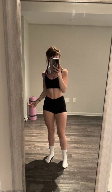 marieeeloveee2 0 model adult pics