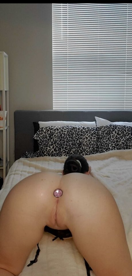 Nialeebb Nialeebby nice actress image