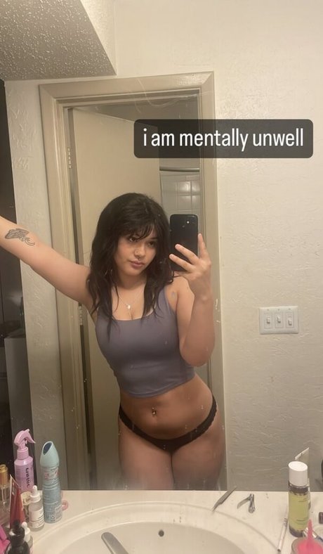 Kittynclown nudes model img