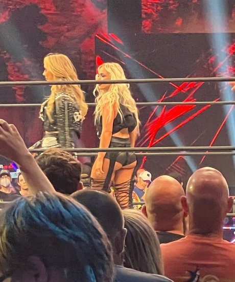 Penelope Ford star art picture