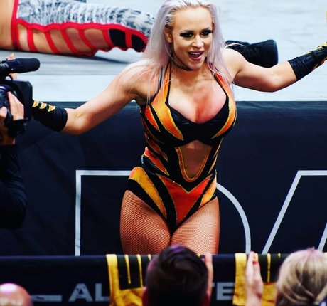 Penelope Ford sexy model pic