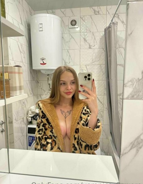 hooters onlyfans hot porn pic