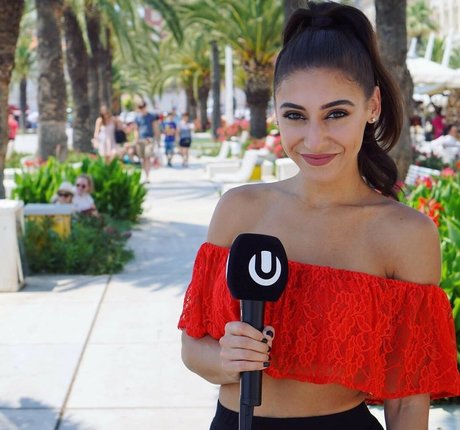 Andrea Helfrich hd star archive