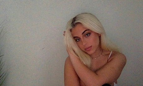 Baby Ariel pornstar xxx archive