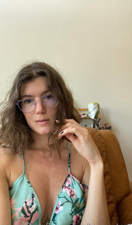 Taratea pornstar pretty archive