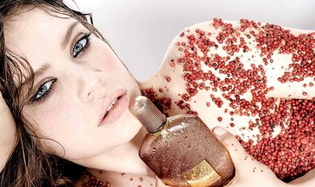 Xenia Tchoumi star naked pic