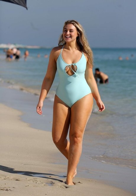 thai teen onlyfans nudes photo