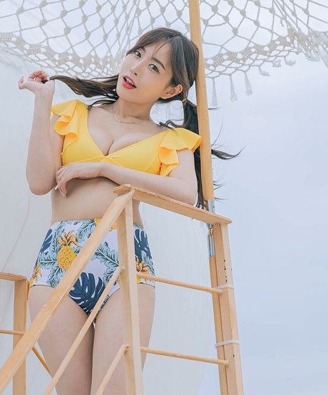 Yunicorn19 star porn pic