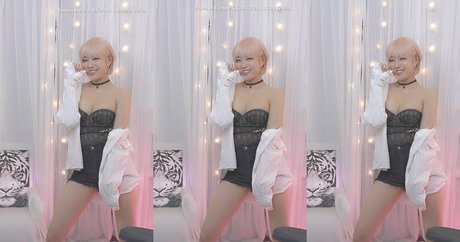 Yunicorn19 model erotic pictures