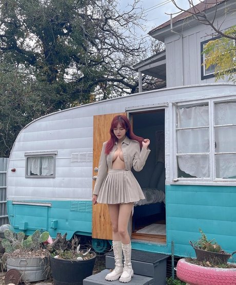 Yunicorn19 xxx pornstar images