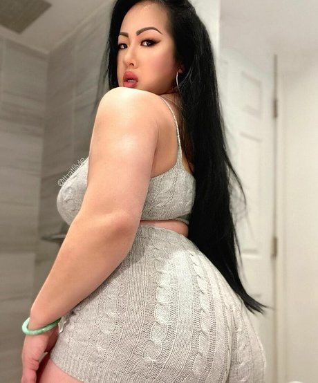 Lily Le nudes pornstar img