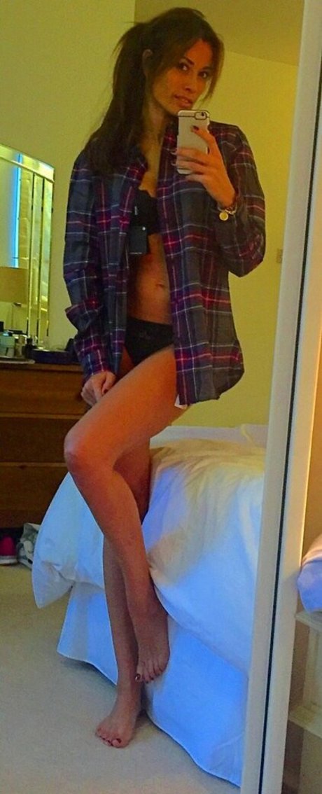 Melanie Sykes star art images