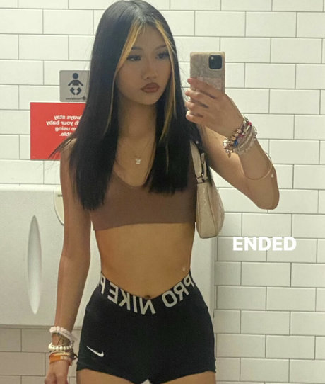 Foreign bich nice pornstar photo