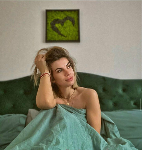 jessierussel hd pornstar photo