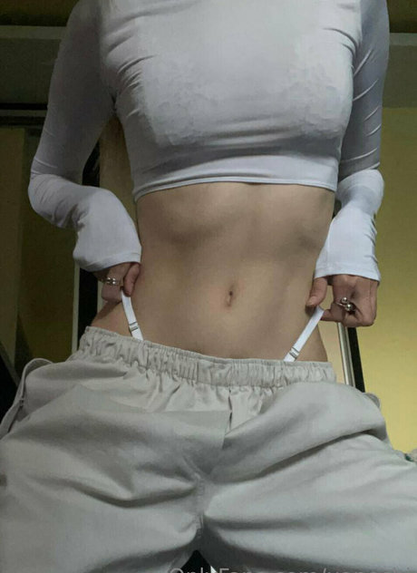 uanochi erotic star picture