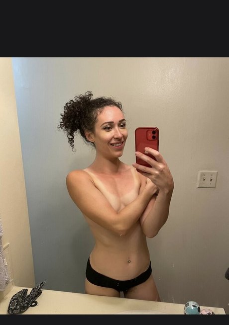 Jess Brohard star nude photos