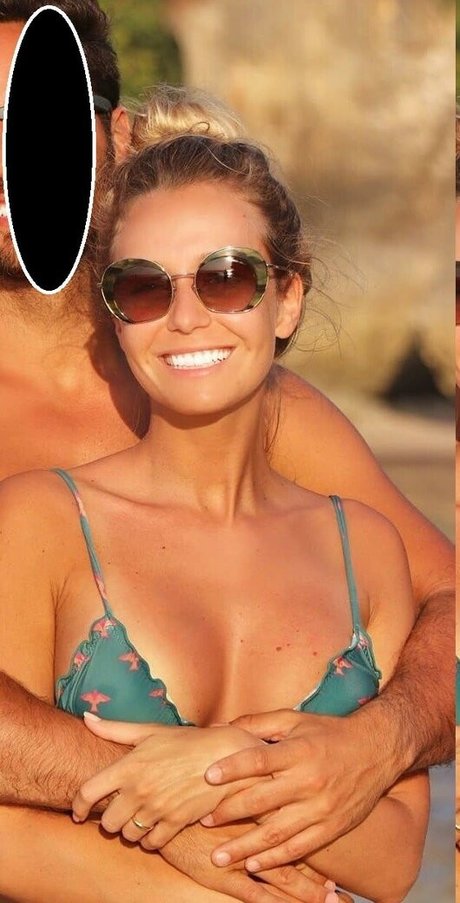 thick onlyfans adult picture