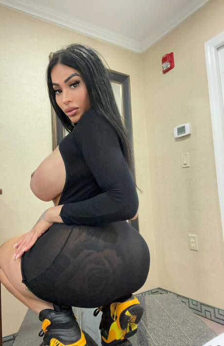 daniela23 19 star high quality img