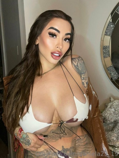 daniela23 19 pornstar nude archive