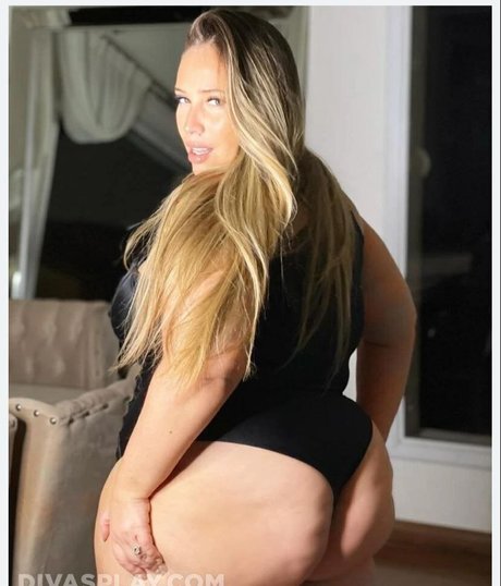 Mar Tarres beautiful actress gallery