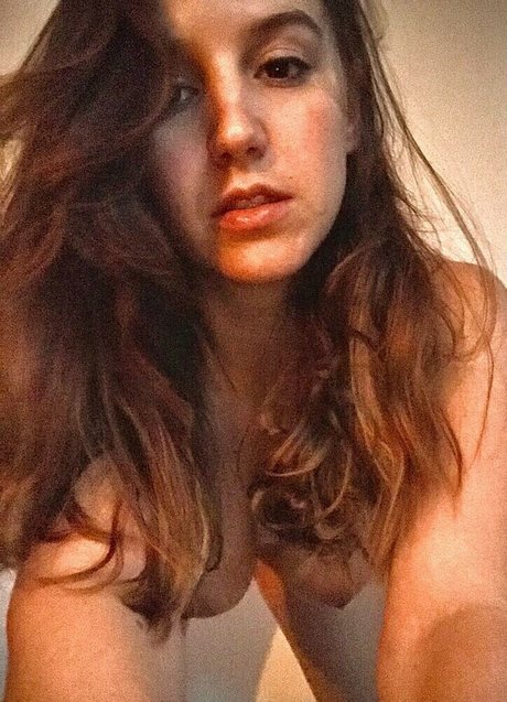 Pamela Ruz hot actress pic