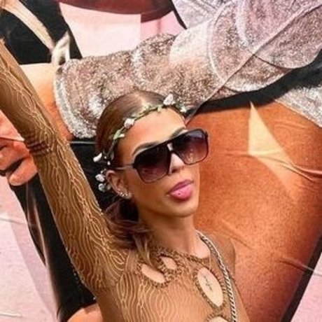 hollyerinx beautiful actress galleries