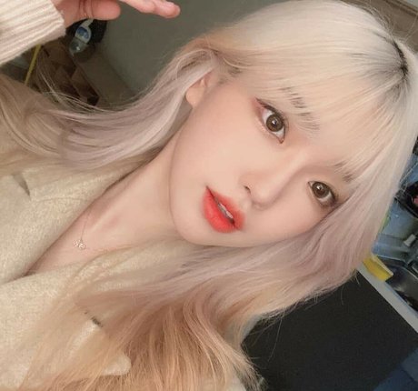 Se Yeon perfect model pic