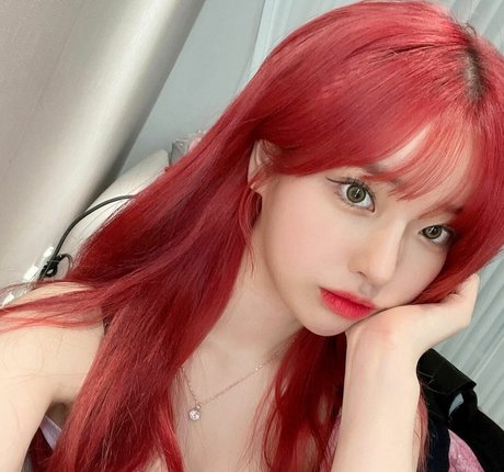 18 year old onlyfans hot naked galleries