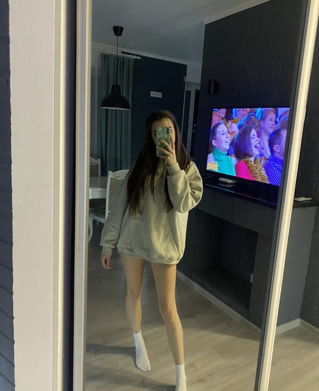 lelyamt naked star gallery