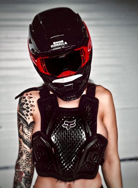 Nina Danilyuk model nude archive