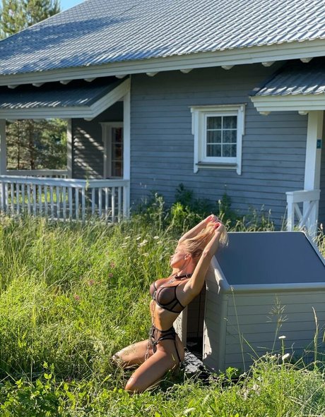 Gubernatar xxx actress galleries